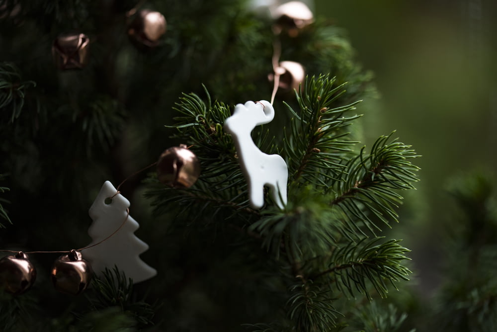 white deer Christmas tree decoration