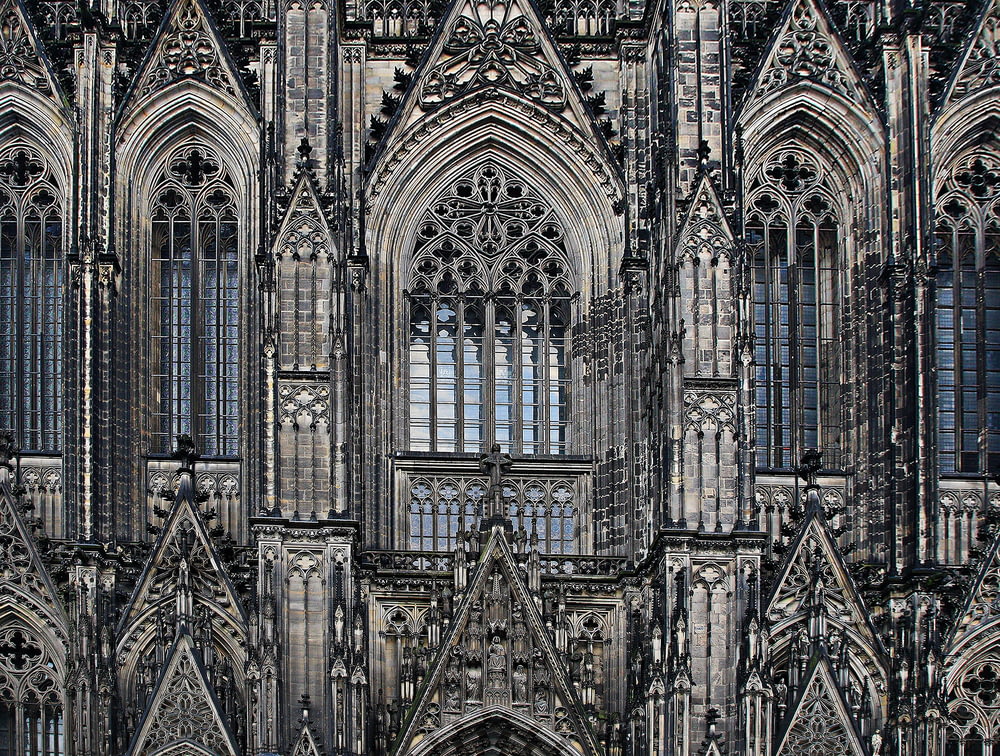 closeup photo of Cologne Cathedral