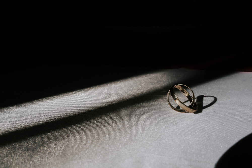 anello color argento