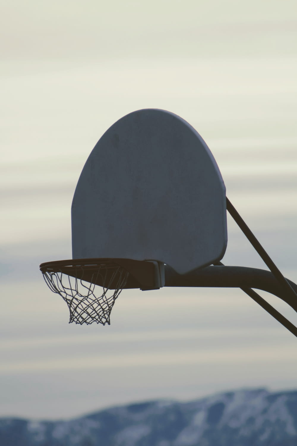 selective focus photography of basketball hoop
