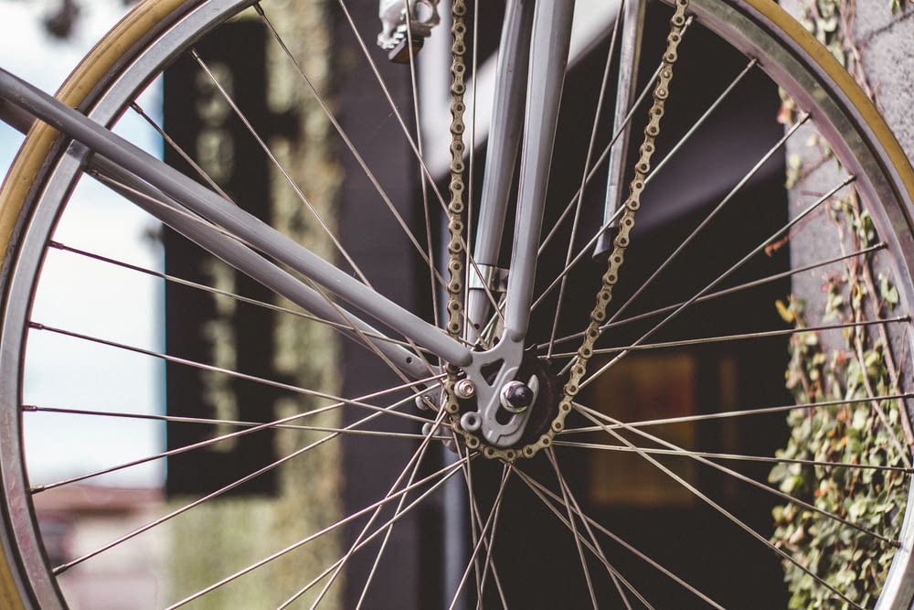 gray bicycle wheel