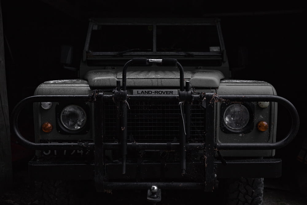 veículo Land Range Rover cinzento