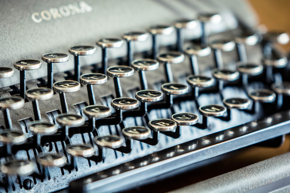 macchina da scrivere Corona nera