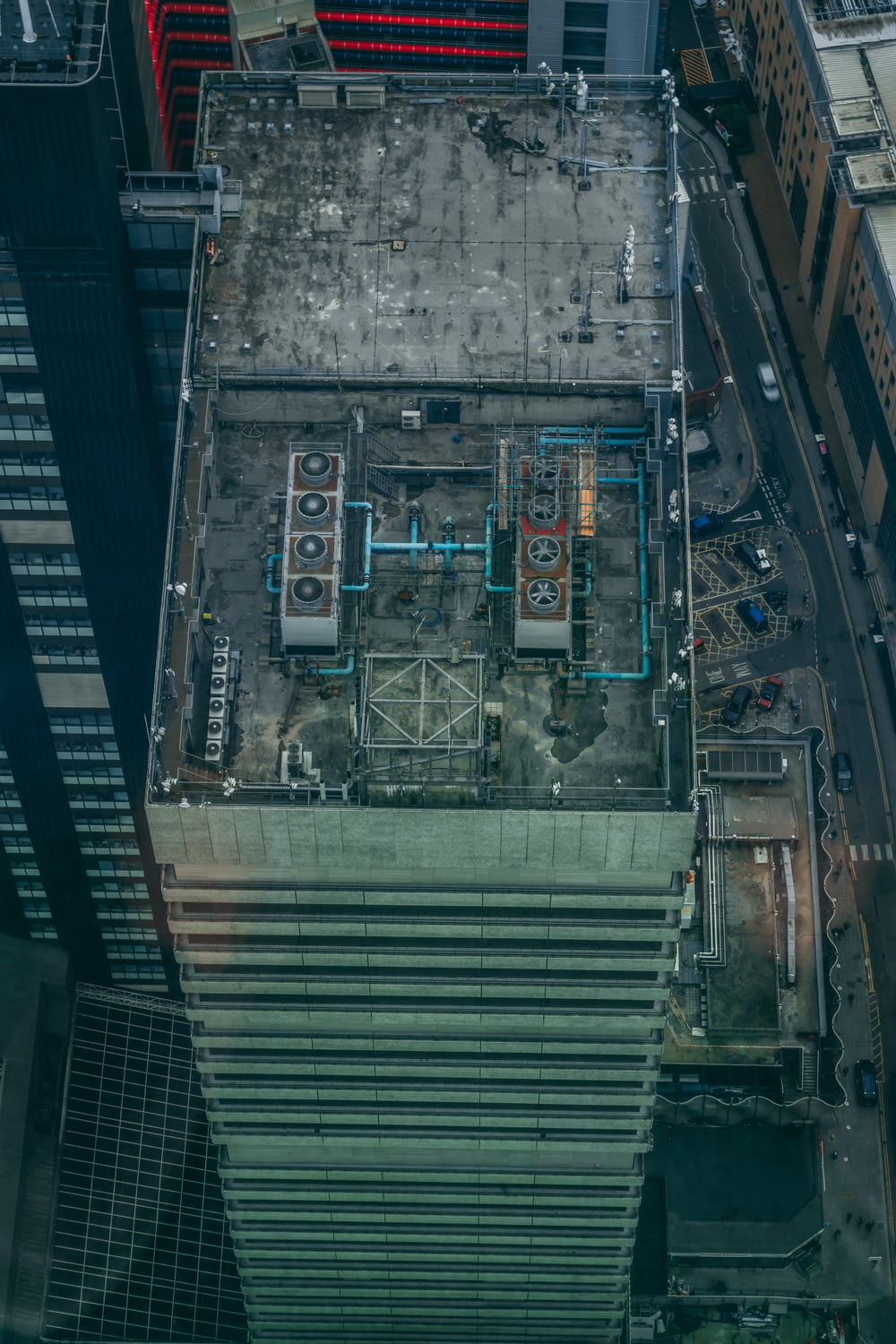 高層ビルの航空写真