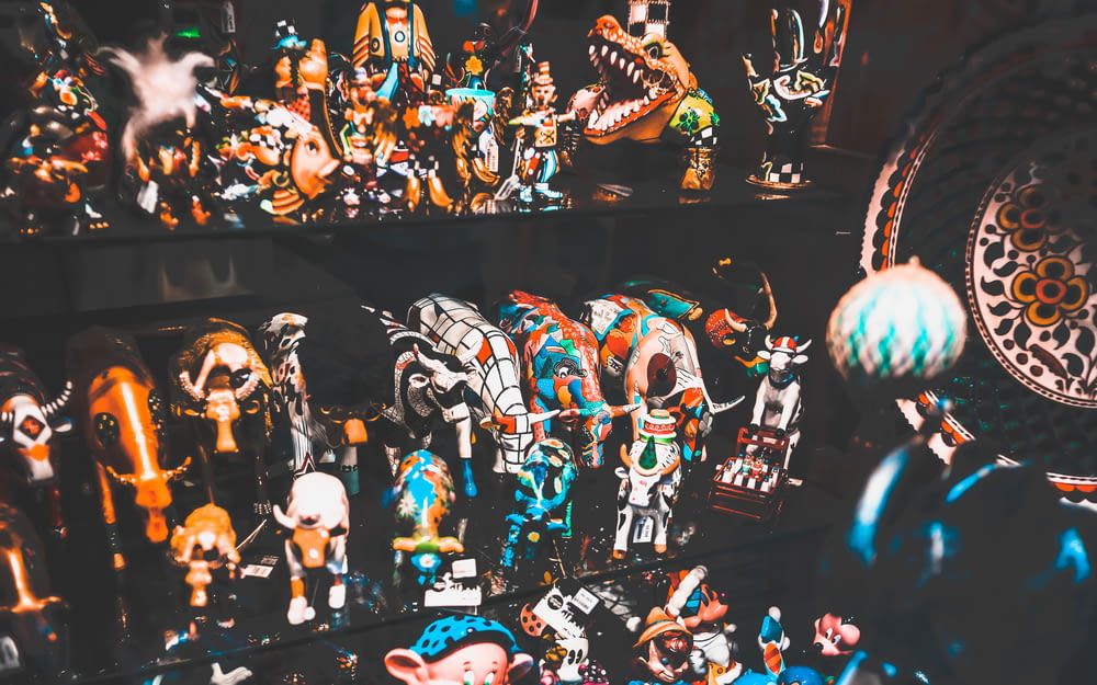 assorted-color animal figurine lot