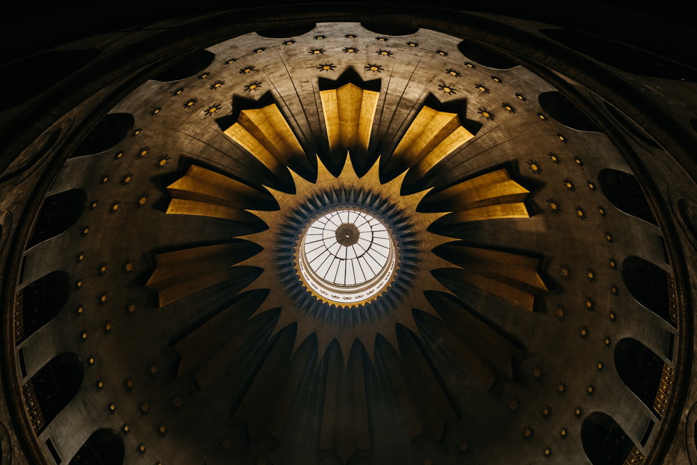 yellow and gray dome building