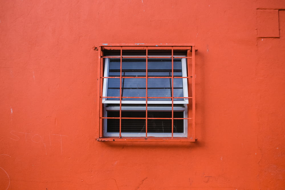 Griglie per finestre in metallo arancione