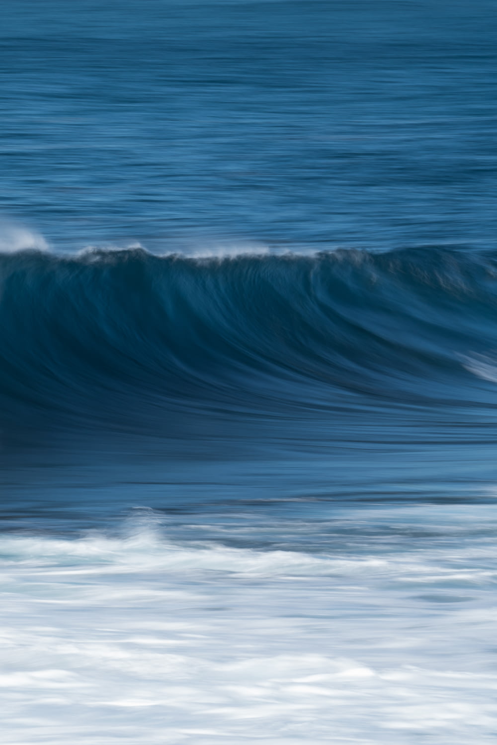 blue sea wave view