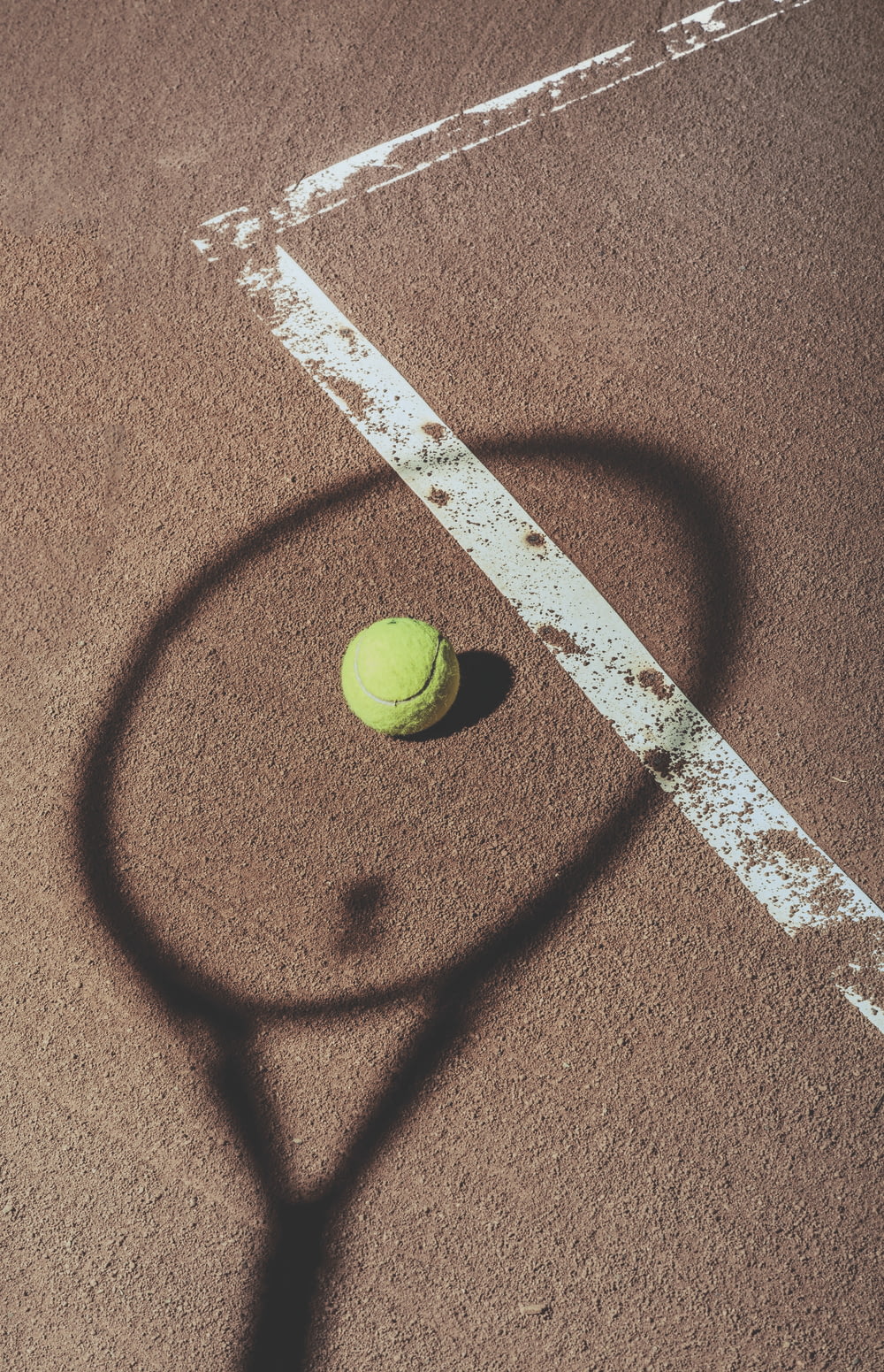 green tennis ball