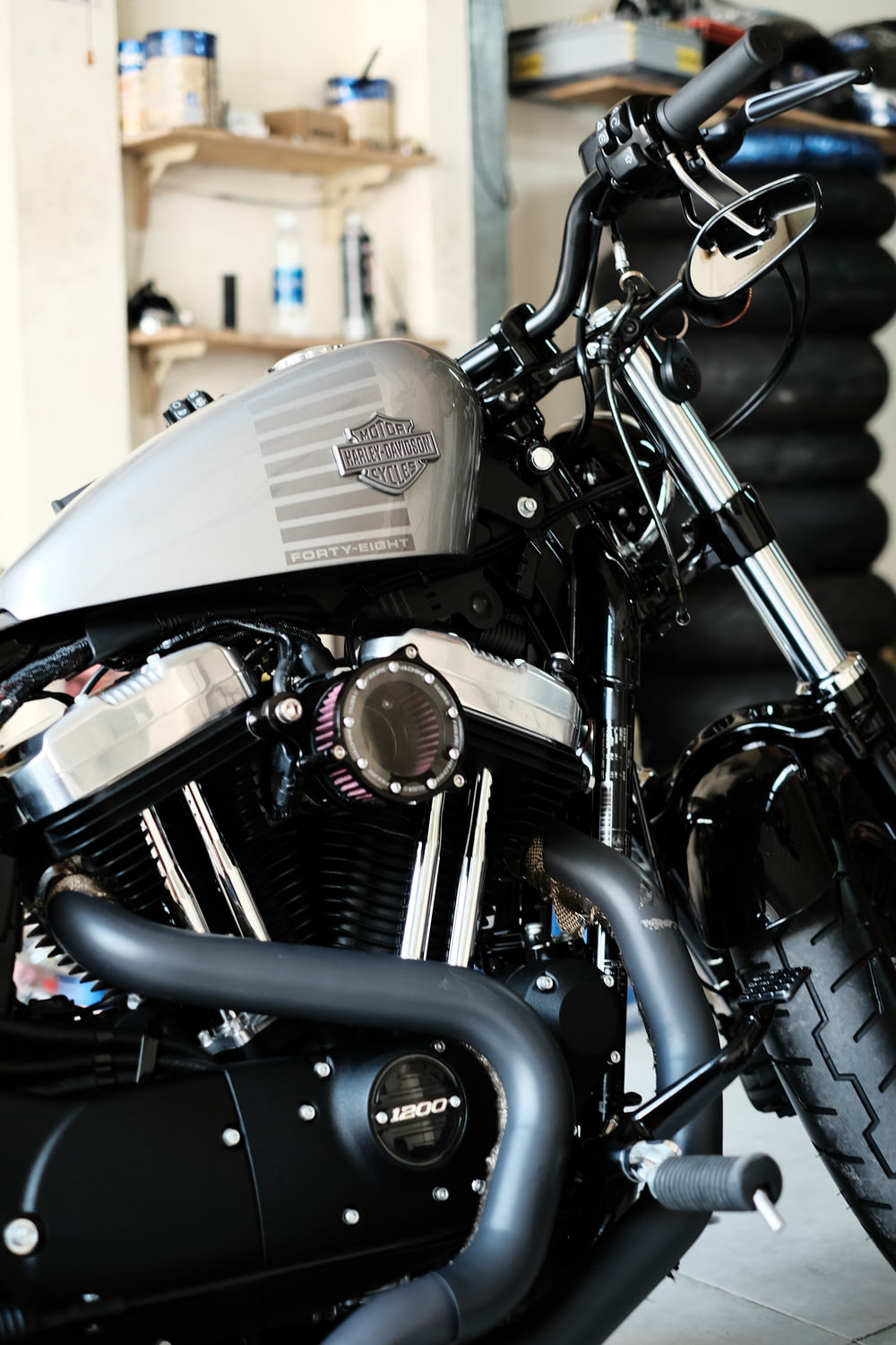 black and gray Harley-Davidson motorcycle