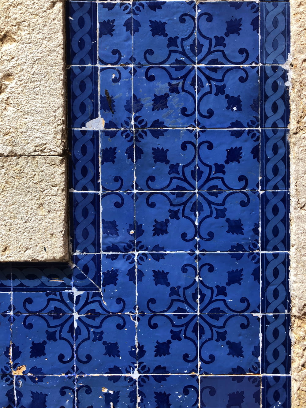 blue floral ceramic floor tiles