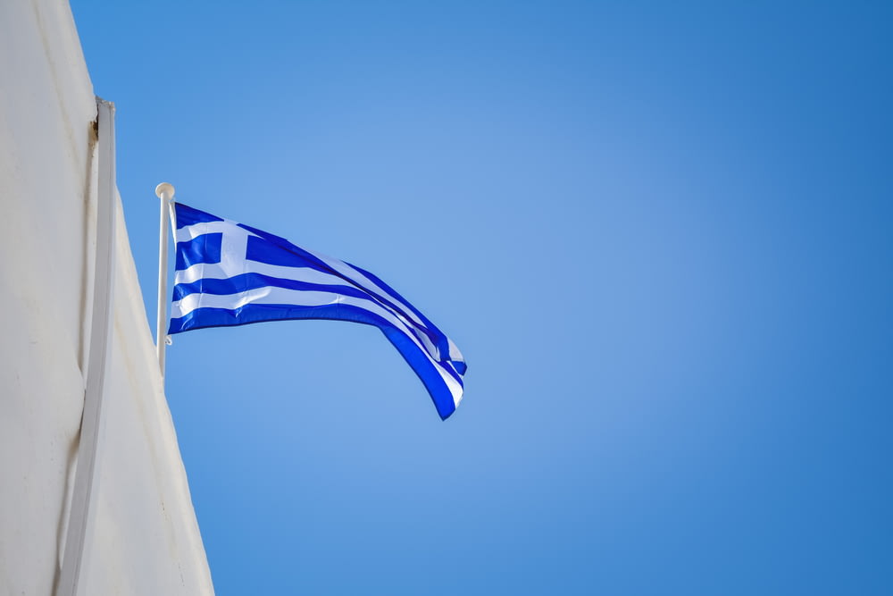 Bandera griega azul y blanca
