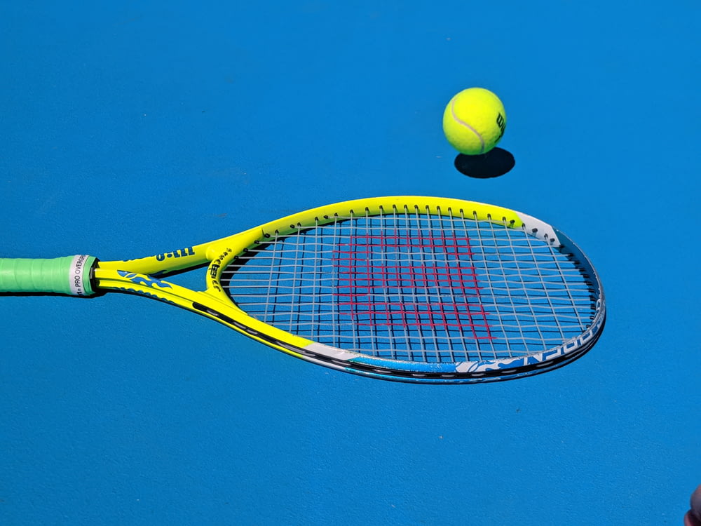 Raquette de tennis Wilson jaune