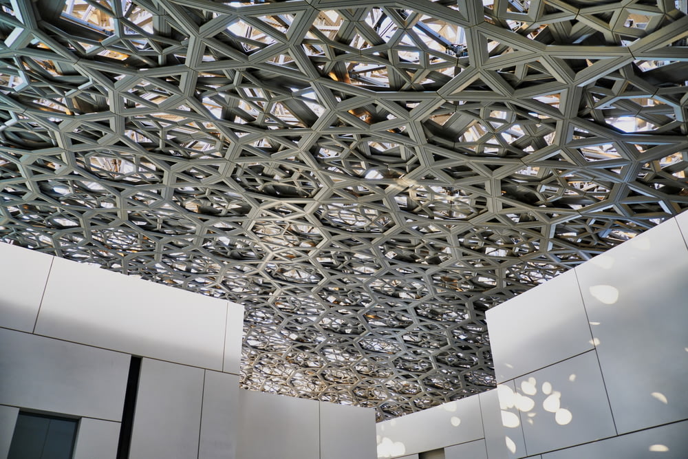 soffitto nudo architettonico
