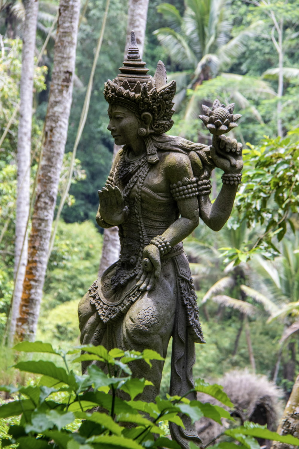 Hindu deity statuette
