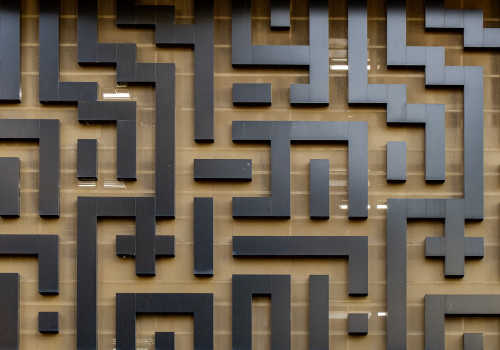 black maze wall