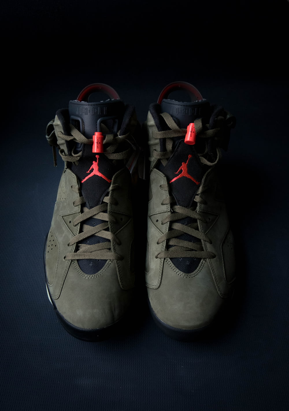 gray Air Jordan 8 shoes