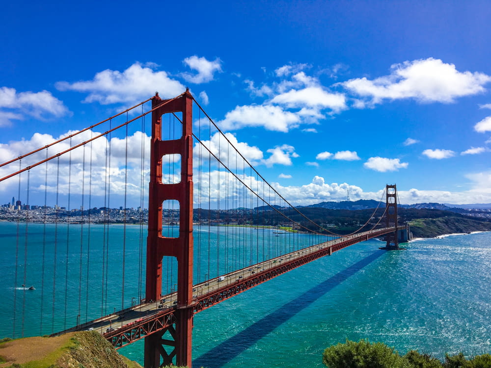 Una vista del Golden Gate Bridge a San Francisco, California