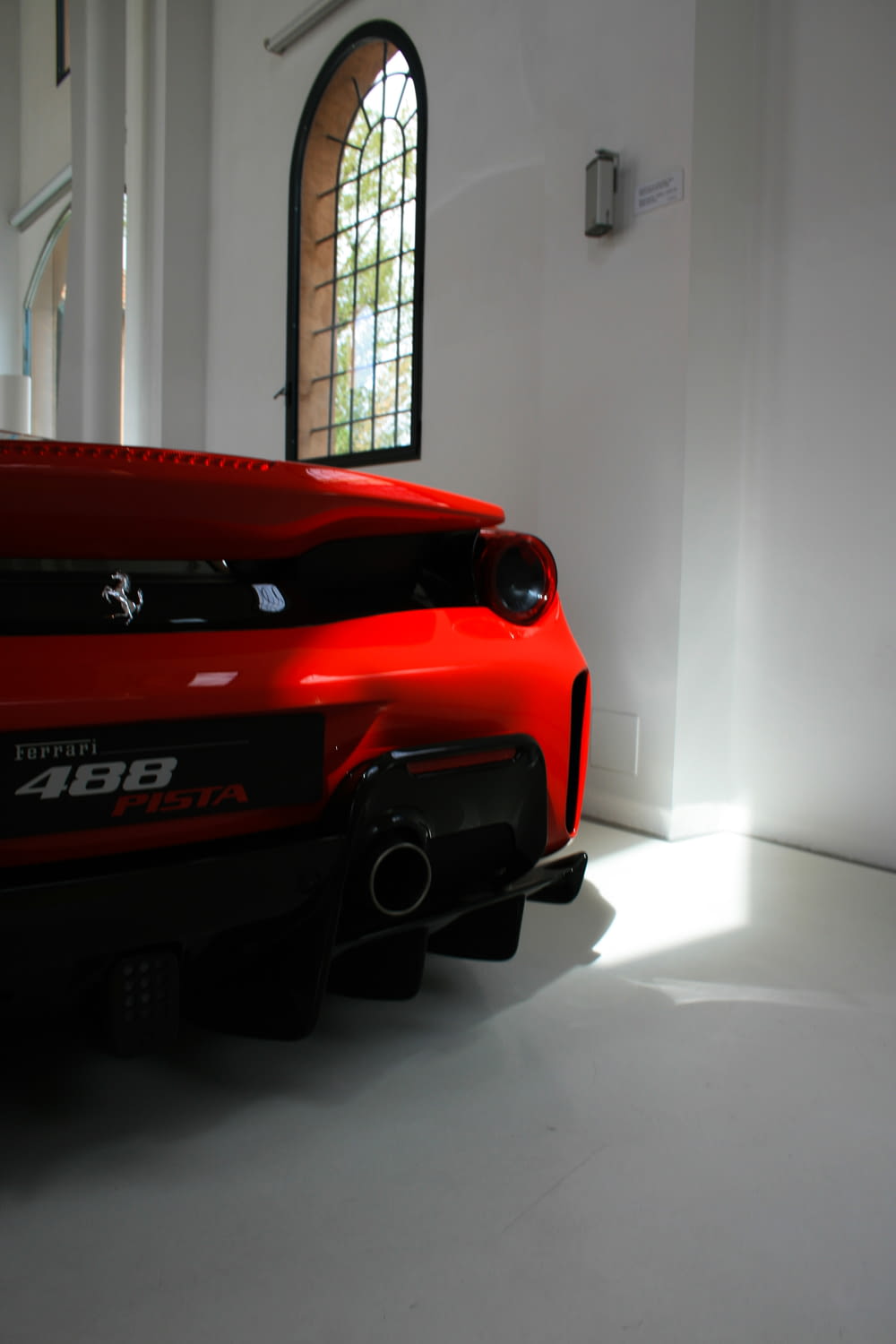 Maquette de voiture Ferrari rouge