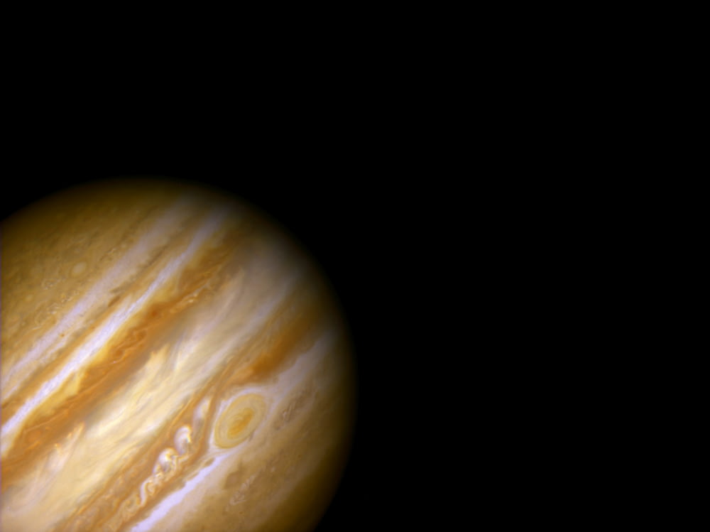Júpiter em um fundo preto