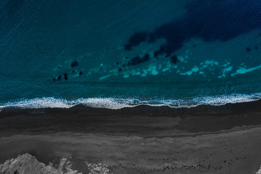 blue and white ocean waves