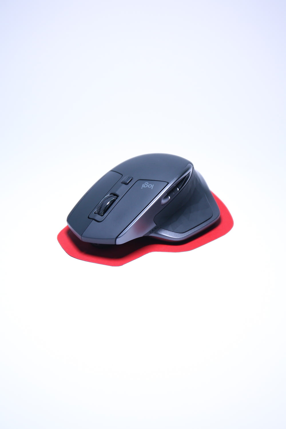 black and red cordless computer mouse