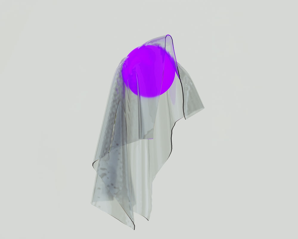Ein violettes Objekt schwebt in der Luft