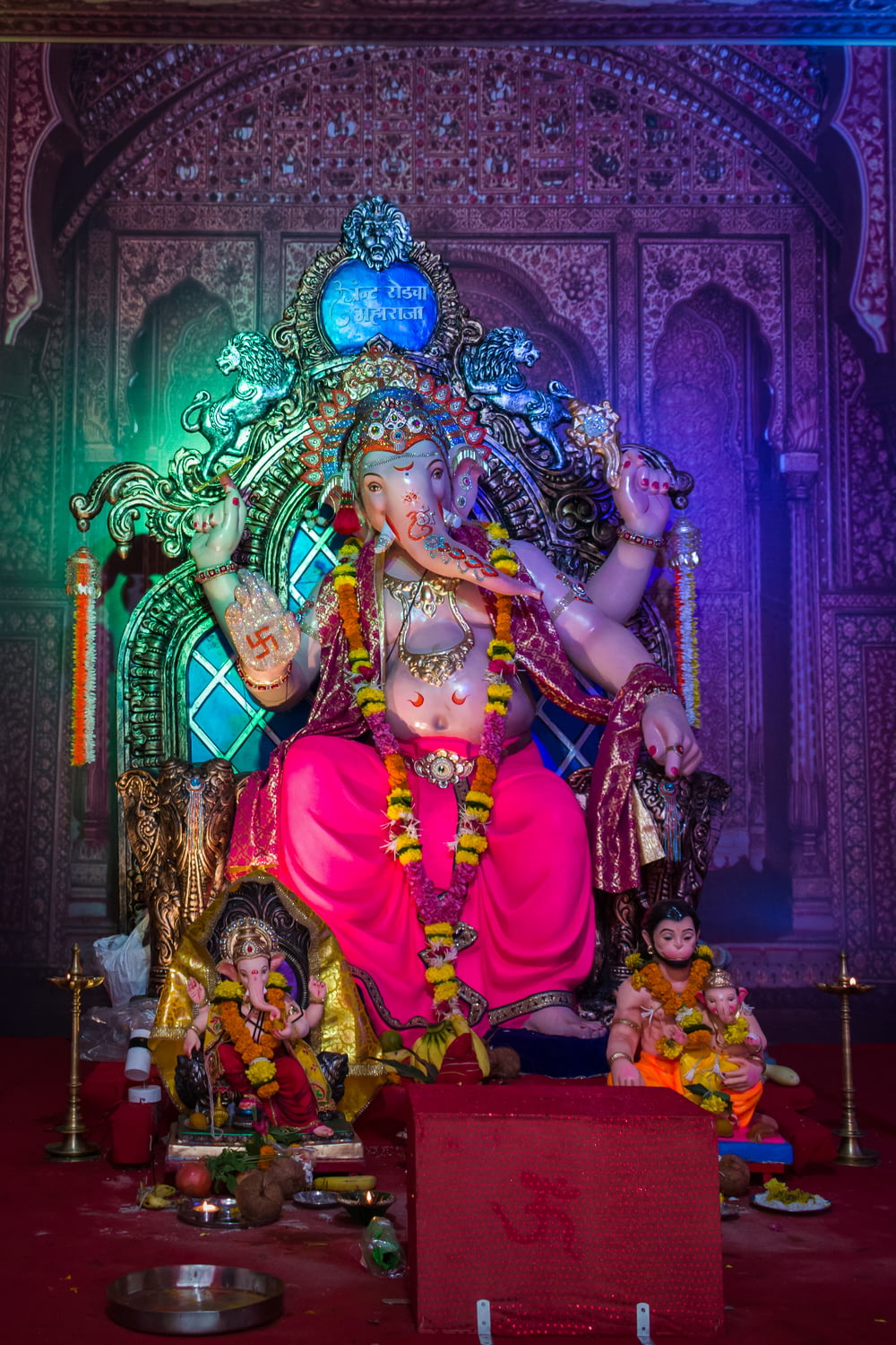 a statue of the hindu god ganesh