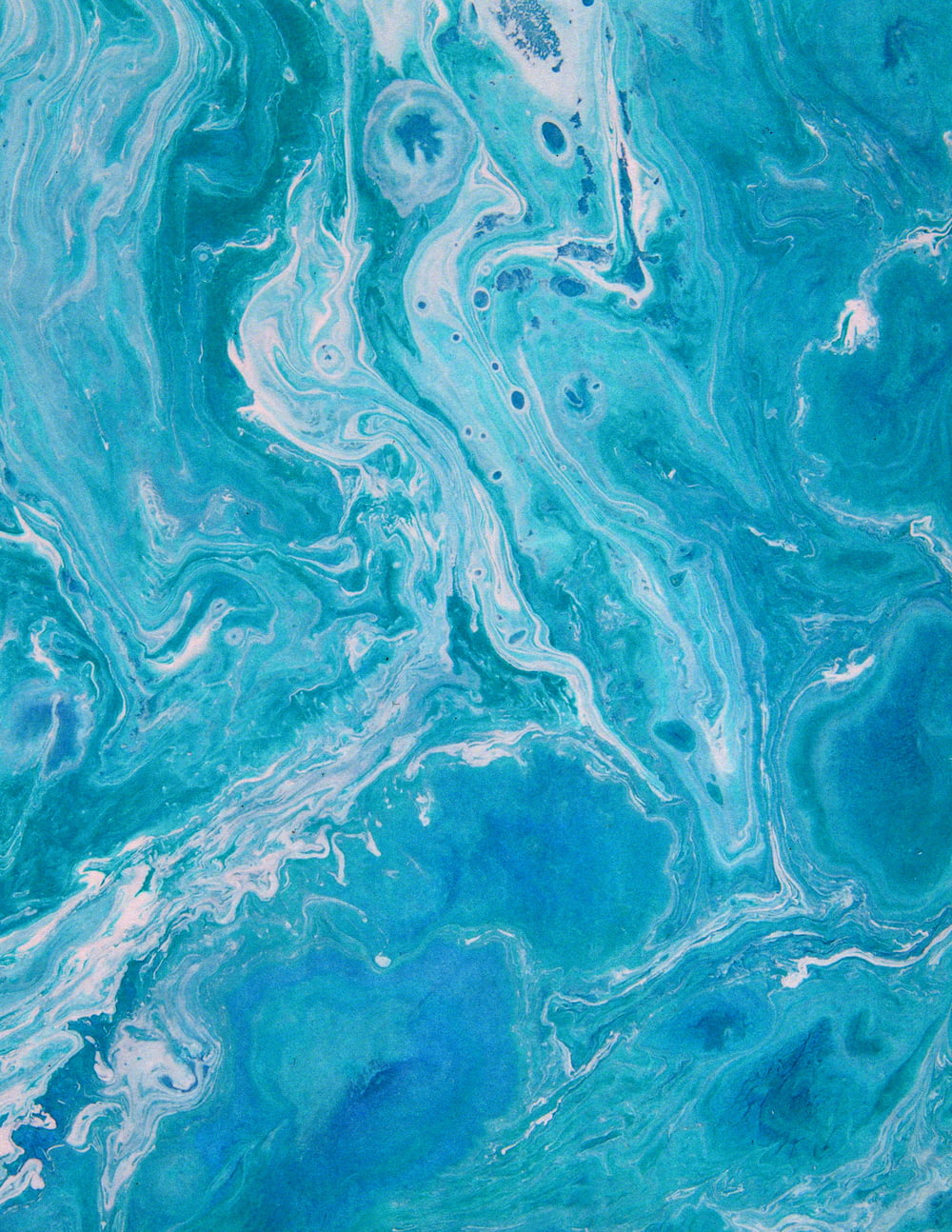 a blue and white marble background