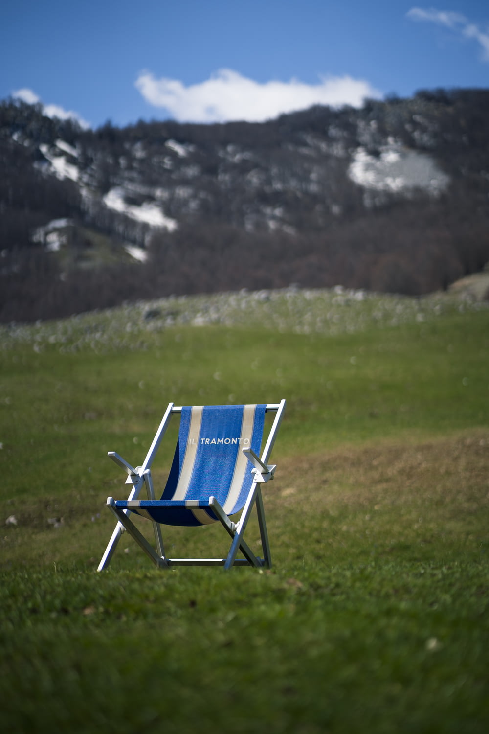 草原の椅子