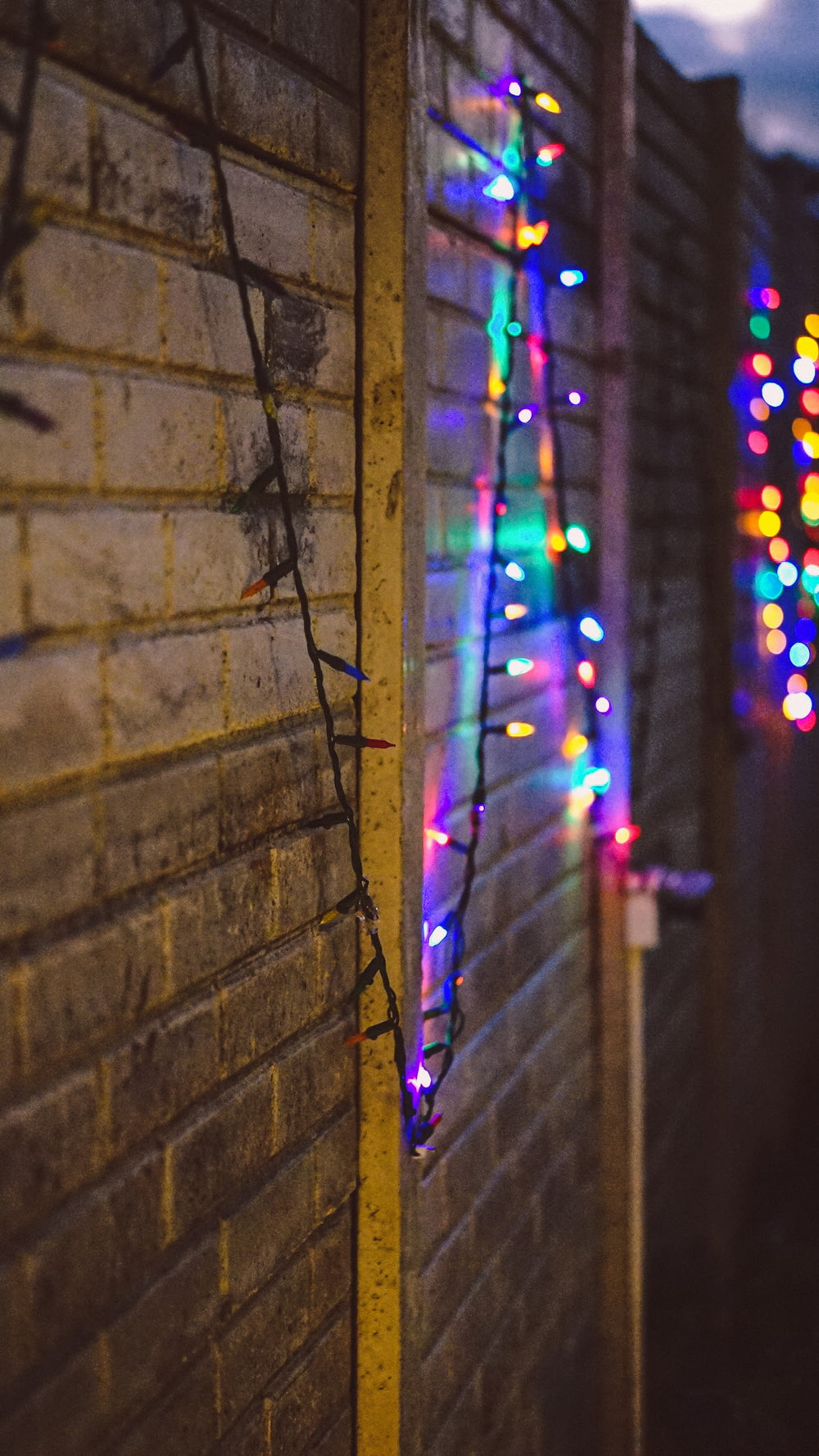 a wall that has a bunch of lights on it