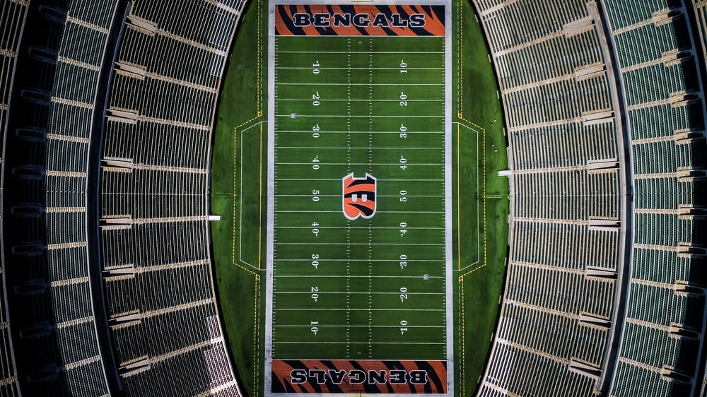 une vue aérienne d’un terrain de football