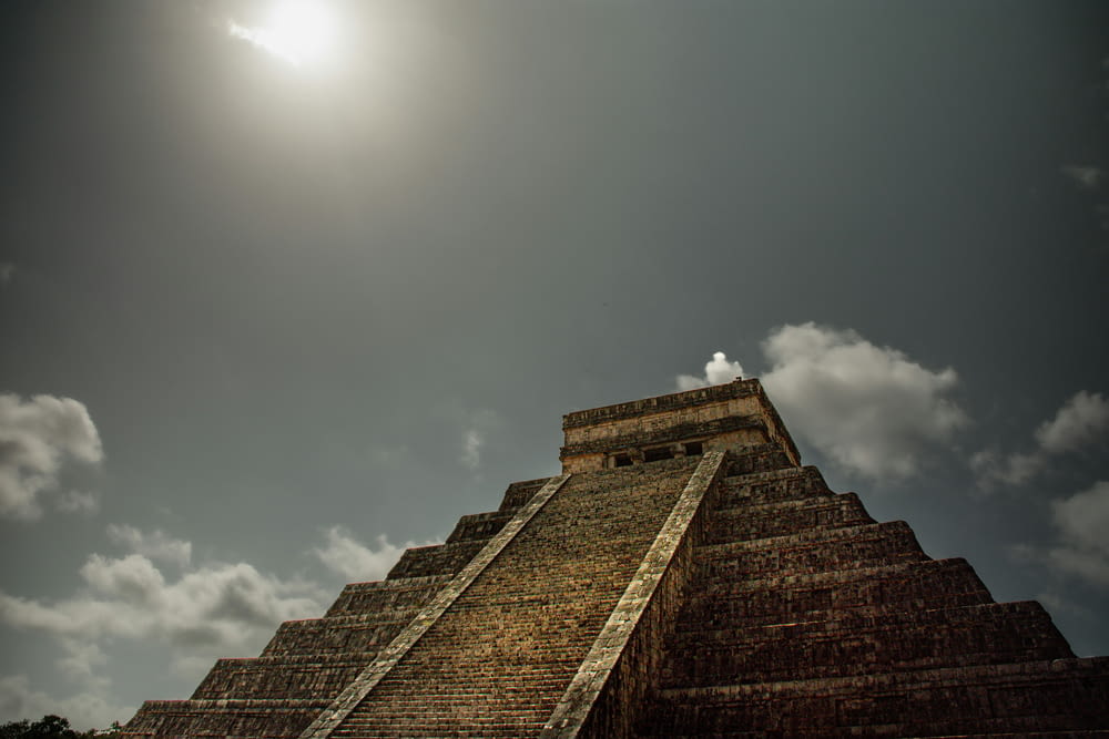 a very tall pyramid with a sky background