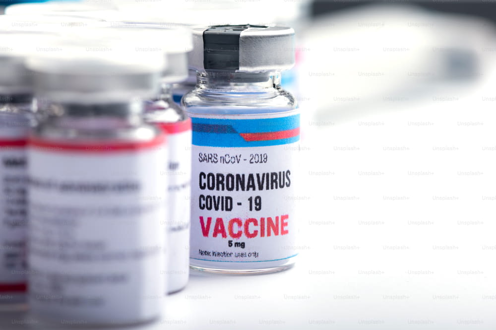 concept de vaccin contre le coronavirus covid19, laboratoire de recherche médicale ou scientifique, étude pour la fabrication d’un vaccin contre le virus pour protéger un coronavirus COVID-19