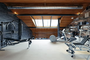 Home Gymnastikraum im Dachgeschoss. 3D-Rendering-Design-Konzept