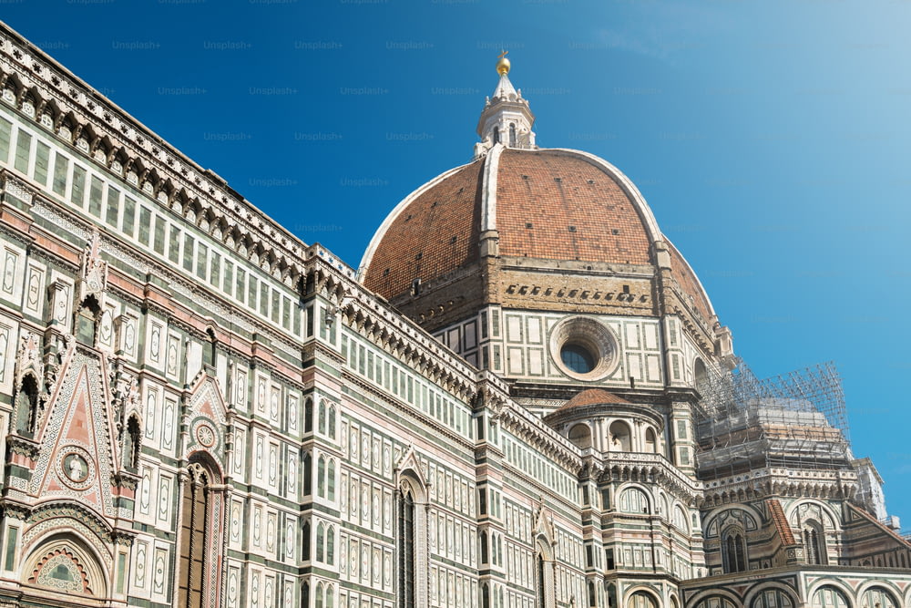 Catedral de Florencia - La iglesia principal de Florencia, Italia, es patrimonio de la humanidad de la UNESCO situada en el centro histórico de Florencia y es una de las principales atracciones para los turistas que visitan Italia.