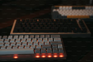 Gros plan d’un clavier et d’une souris