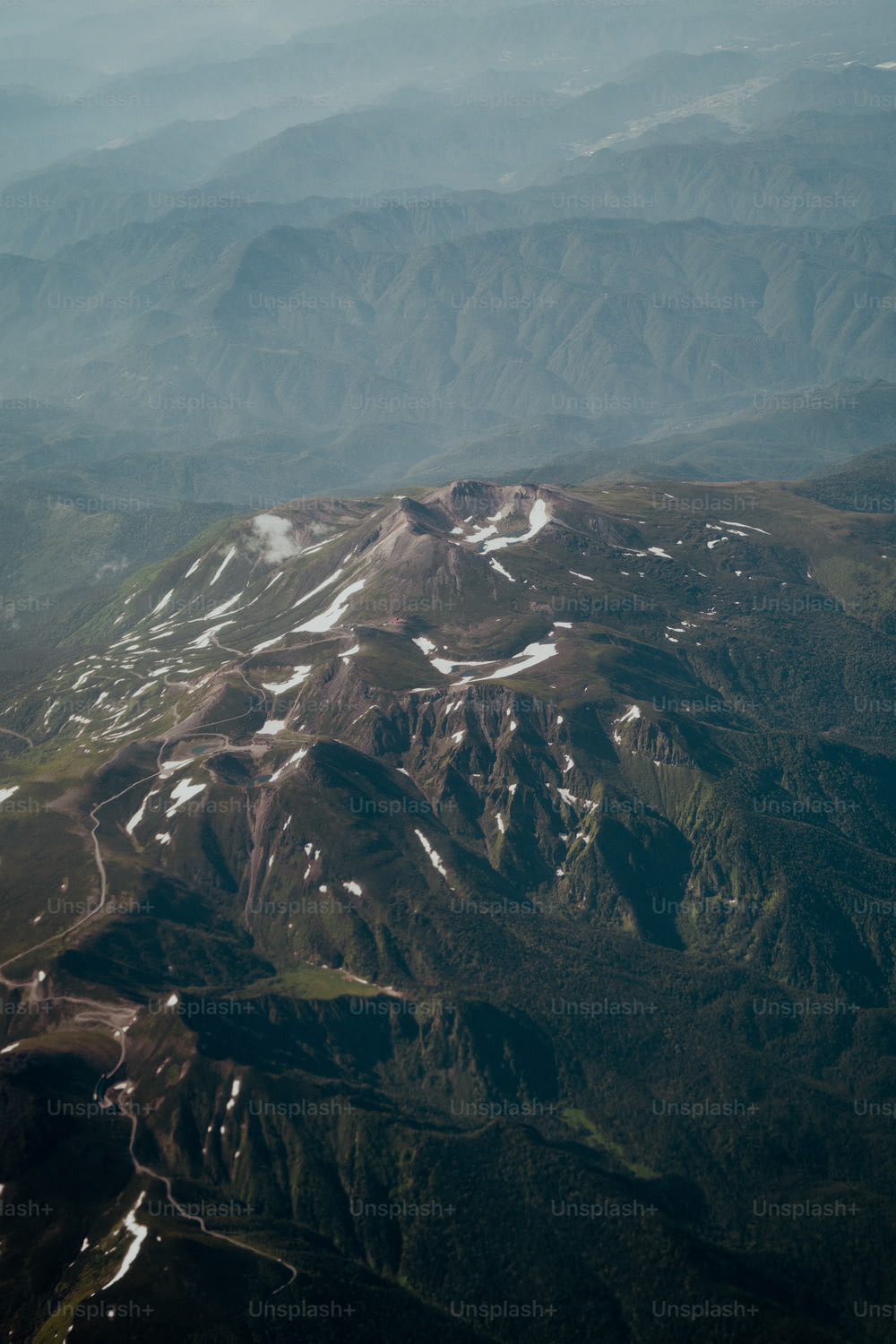 飛行機から見た山脈