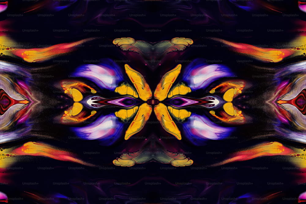 Un'immagine astratta di un fiore in giallo e viola