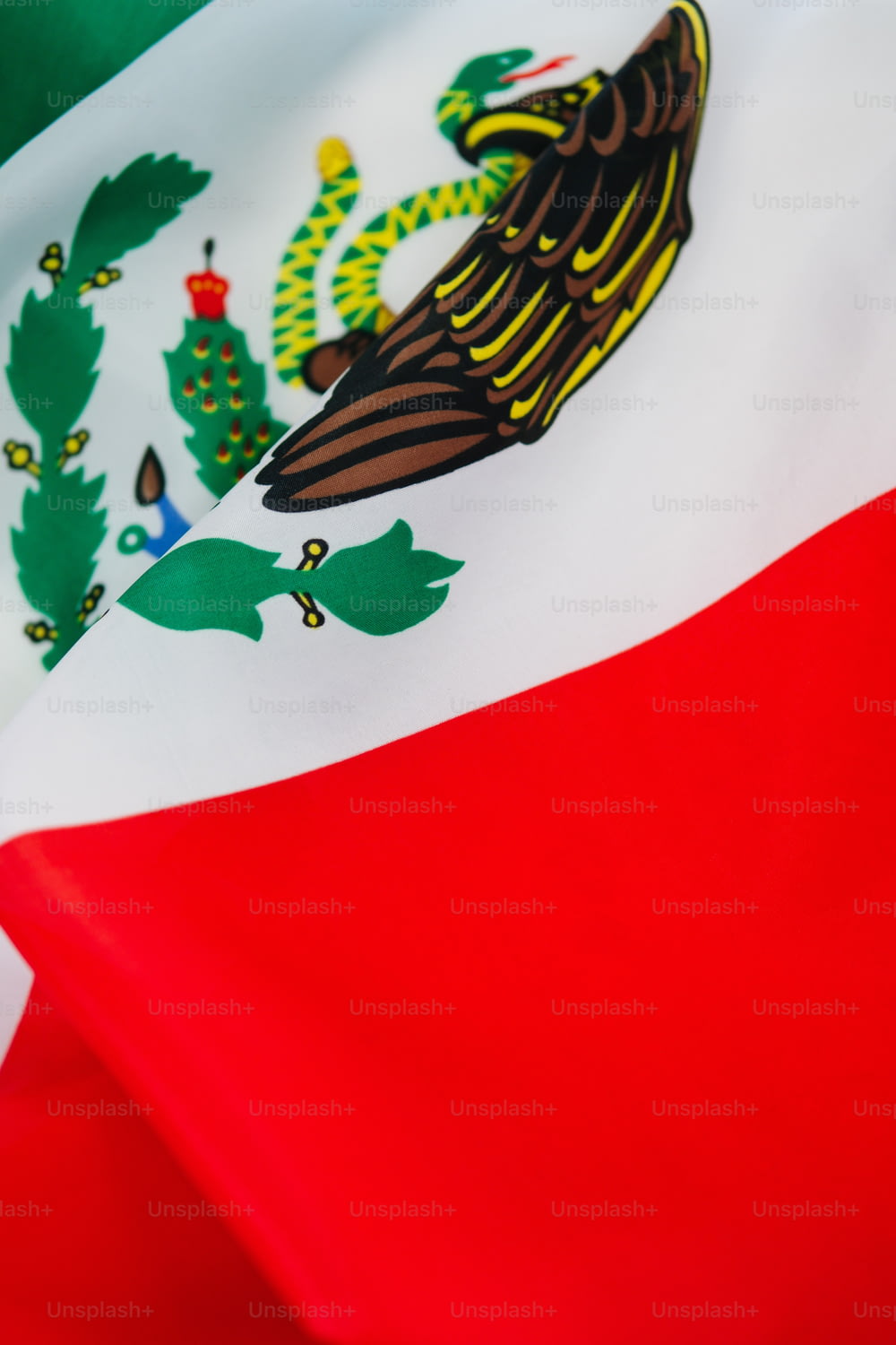 Primer plano de la bandera de México