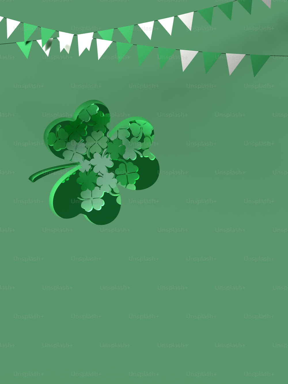 ein grünes Kleeblatt mit Ammer- und Ammerfahnen im Hintergrund