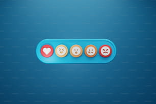 un botón azul con cuatro caras diferentes