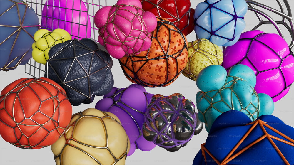 um monte de bolas de cores diferentes em uma gaiola