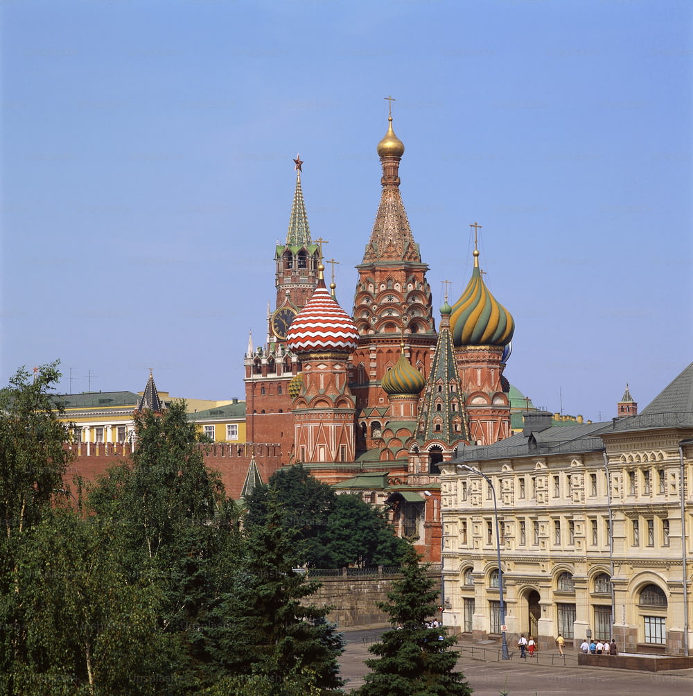 a large building with many spires on top of it