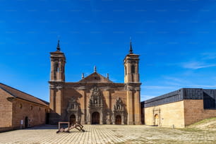 Le nouveau monastère royal de San Juan De La Pena près de Jaca. Huesca, Aragon. Espagne. 17ème siècle.