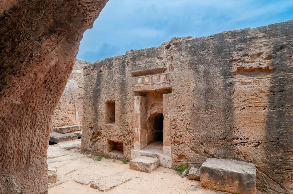 Uma bela vista do Sítio Arqueológico, Túmulos dos Reis em Pafos, Chipre