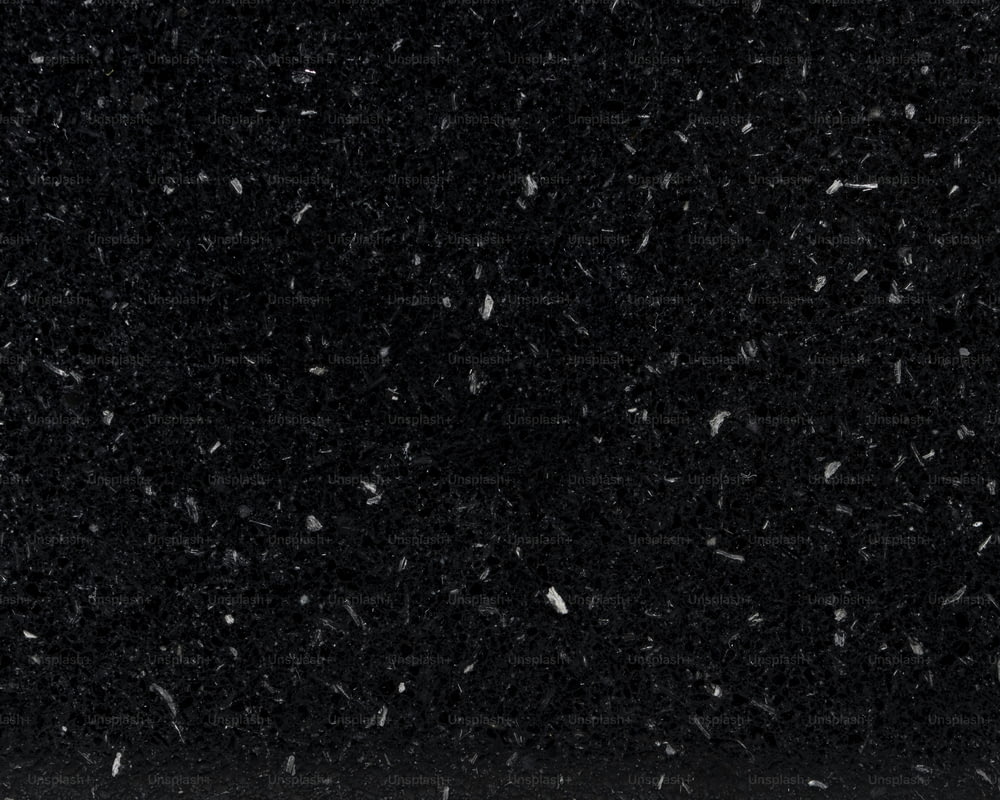 Una foto en blanco y negro de copos de nieve
