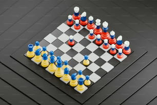 ein schwarz-weißes Schachbrett mit blauen und gelben Figuren